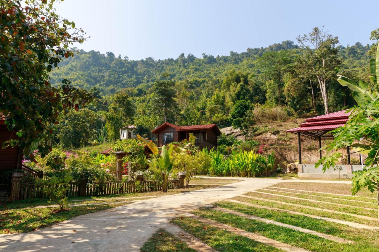 Dansavanh Namngum Resort Ban Keun Esterno foto