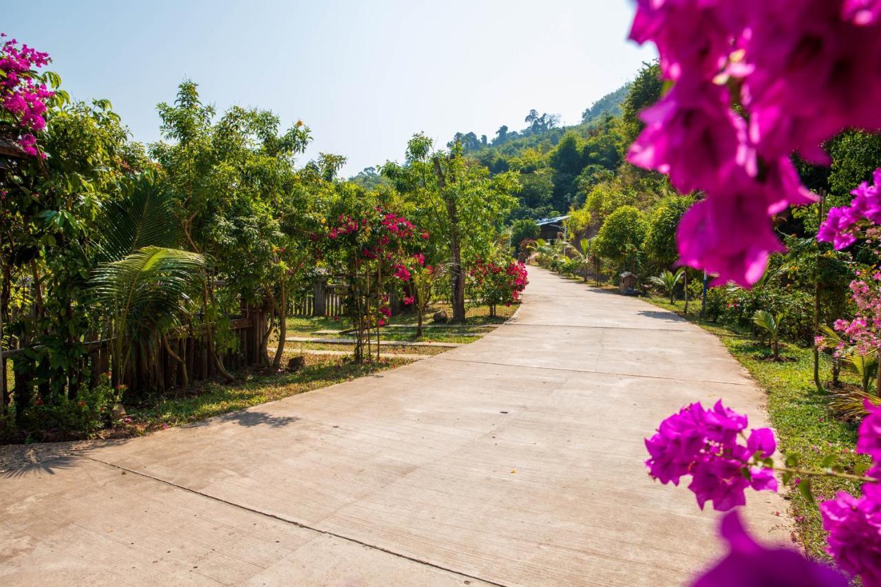 Dansavanh Namngum Resort Ban Keun Esterno foto